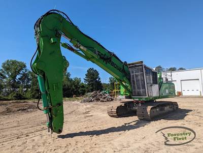Sennebogen 830E Log Loader