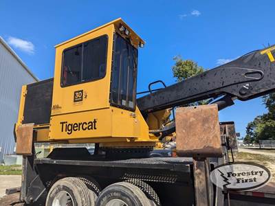 Tigercat 234B Log Loader