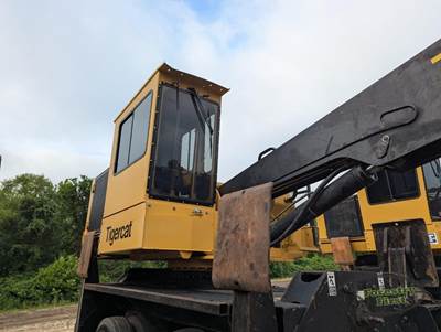Tigercat 234B Trailer-Mounted Log Loader