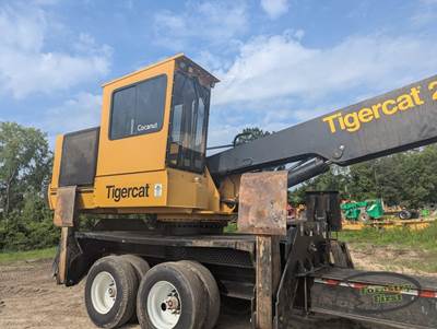 Tigercat 250D Trailer-Mounted Log Loader