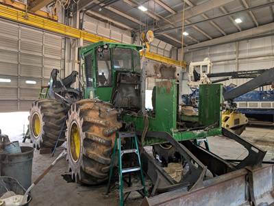 John Deere 648L Skidder
