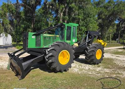 John Deere 748H Skidder