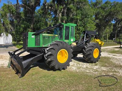John Deere 748H Skidder