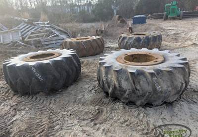 Firestone 24.5-32 Tire