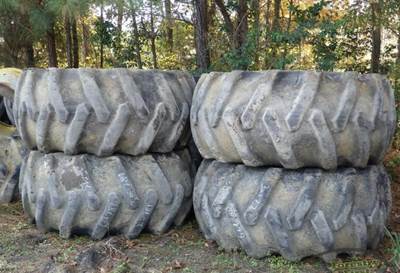 Firestone 30.5X32 Tire