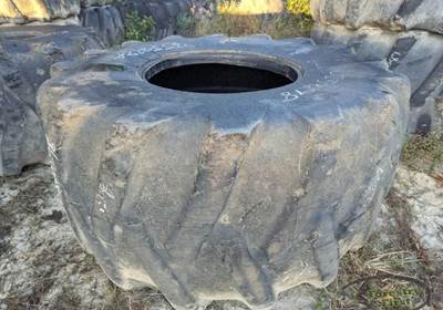 Firestone 35.5X32 Tire