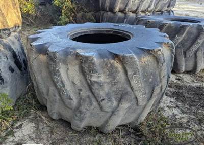 Firestone 35.5X32 Tire