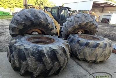 PrimeX 30.5x32 Tire