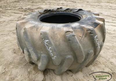 PrimeX 30.5x32 Tire