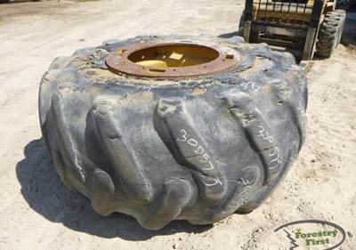 PrimeX 30.5x32 Tire