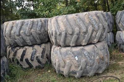 PrimeX 35.5-32 Tire