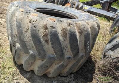 44-32 Tire