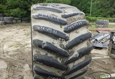 44-32 Tire