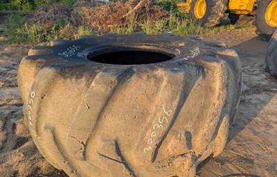 3550356Large Vulcanized Spot That Has Some Cord Showing, With Inside Boot.