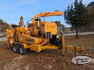 Bandit INTIMIDATOR 21XP Towable Wood Chipper