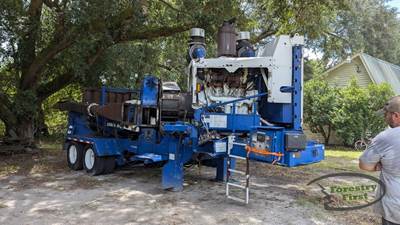 Peterson Pacific 5900 Towable Wood Chipper
