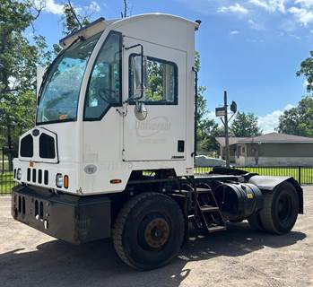 2019 Autocar XSpotter Yard Spotter Truck
