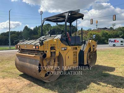 Caterpillar CB13 Tandem Vibratory Roller