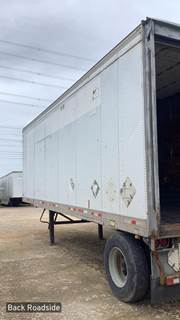 Fruehauf 28 ft Dry Van Trailer - Swing Door, Spring