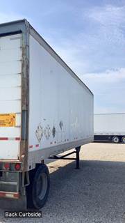 Great Dane 28 ft Dry Van Trailer - Spring, Sliding Axle