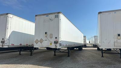 Stoughton 53 ft Dry Van Trailer - Air Ride, Sliding Axle