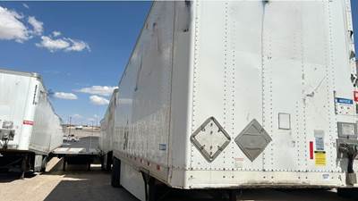 Stoughton 28 ft Dry Van Trailer - Spring, Sliding Axle