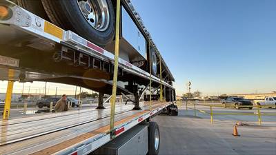 UTILITY 48x102 Flatbed Trailer - Air Ride, Fixed Axle