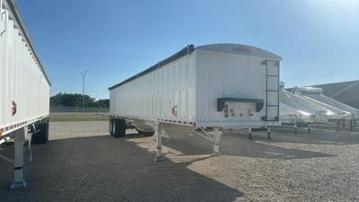 Construction Trailer Specialists (CTS) 40x102 Hopper / Grain Trailer