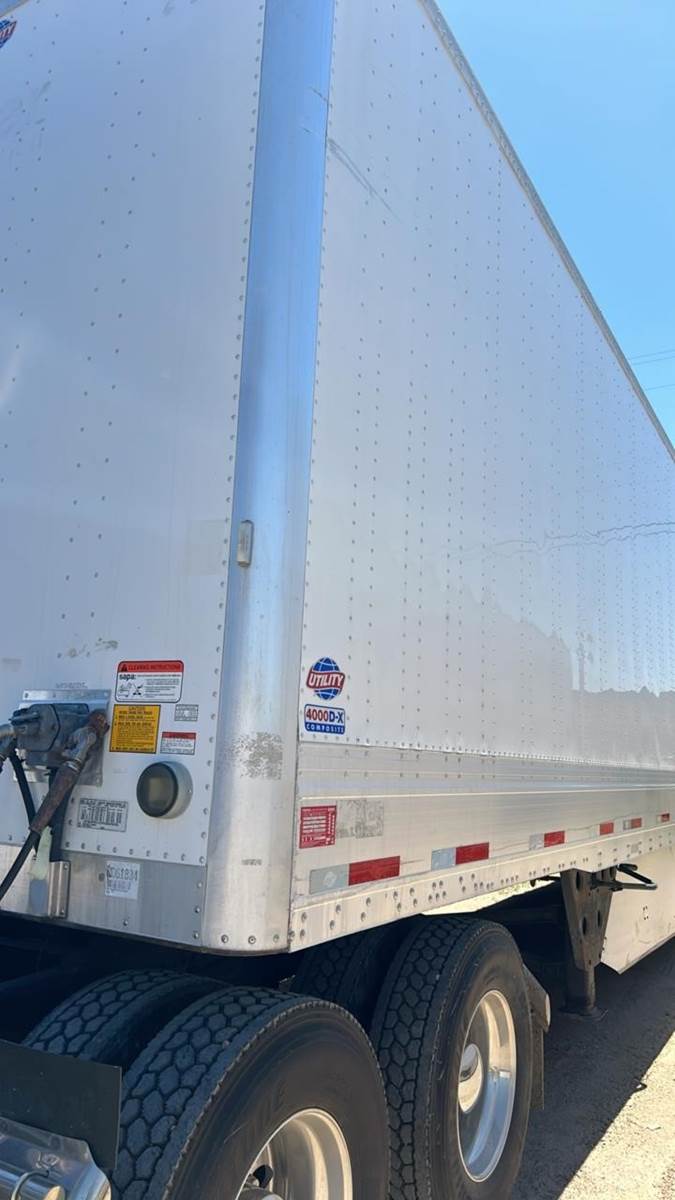 2018 UTILITY 53 ft Reefer Trailer Sliding Axle, Swing Door For Sale
