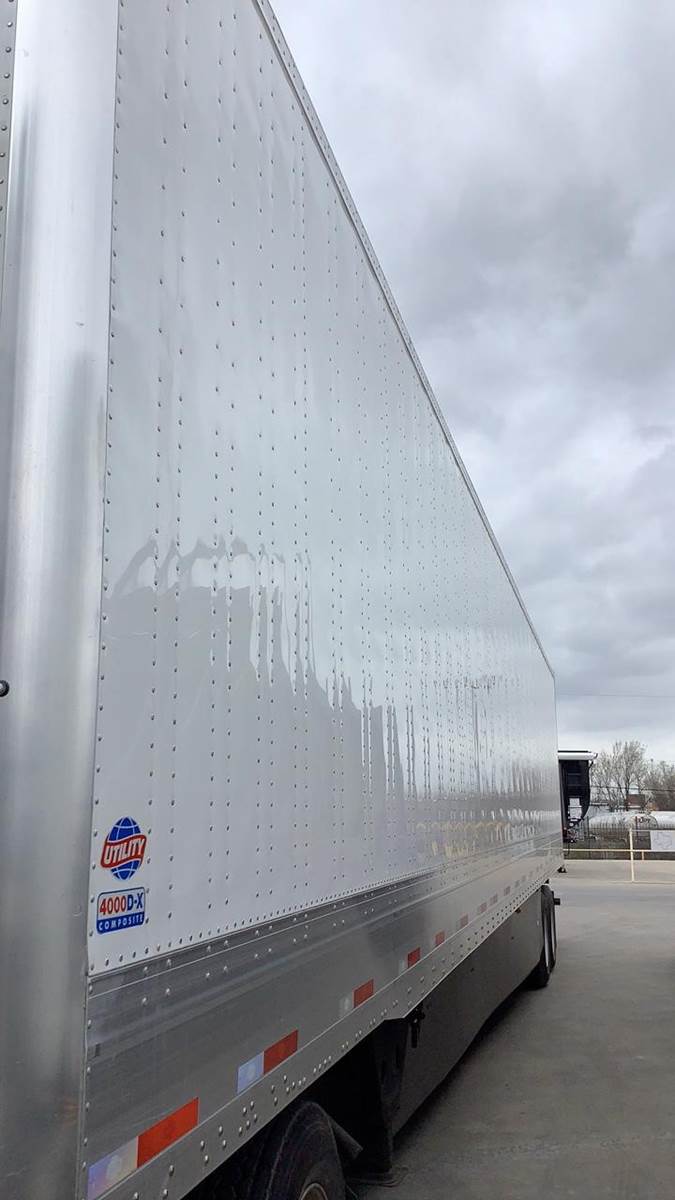 2015 UTILITY 53 ft Reefer Trailer Sliding Axle, Swing Door For Sale