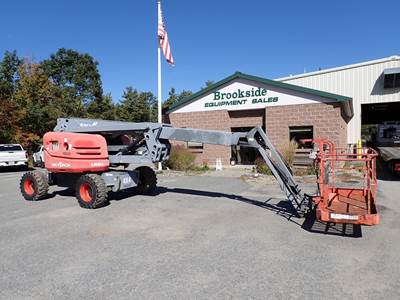 Skyjack SJ63AJ Articulating Boom Lift