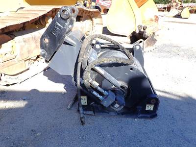 Caterpillar PC404 Asphalt Cutter