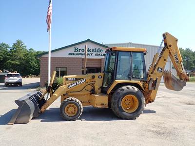 John Deere 310D Backhoe