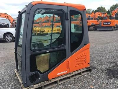 Doosan EROPS Cab