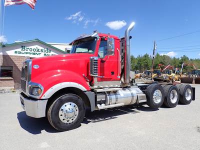 Mack Titan TD713 Tri Axle Day Cab Truck - MP10-605C 605HP, 10 Speed Manual