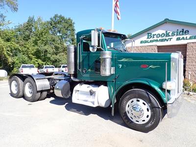 Peterbilt 389 Day Cab Truck