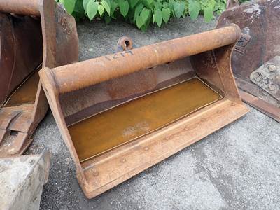 Wain-Roy 4 FT CLEANUP BUCKET Ditching Bucket