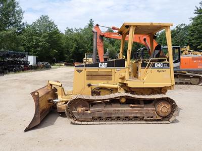 Caterpillar D4C XL III Dozer