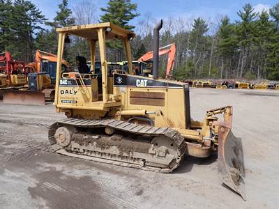 Caterpillar D4C XL III Dozer