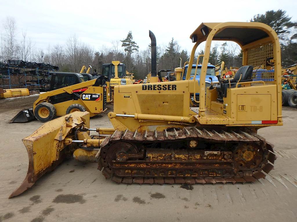 1997-dresser-td8h-dozer-for-sale-phillipston-ma-dz172