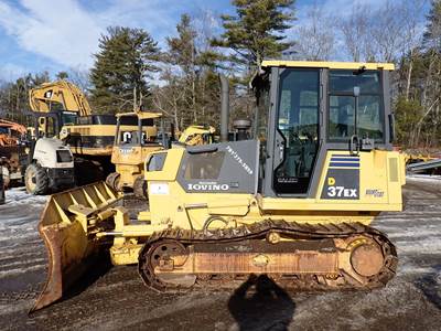 Komatsu D37EX-21 Dozer