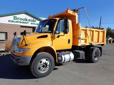 International DuraStar 4300 Dump Truck