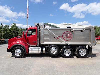 Kenworth T880 Dump Truck