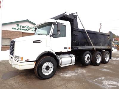 Volvo VHD64F200 Dump Truck