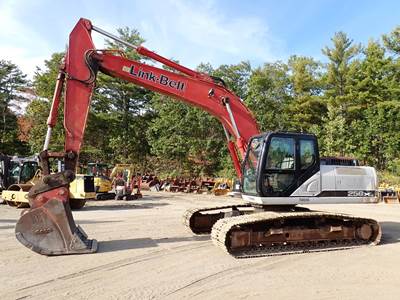 Link-Belt 250 X3 Excavator