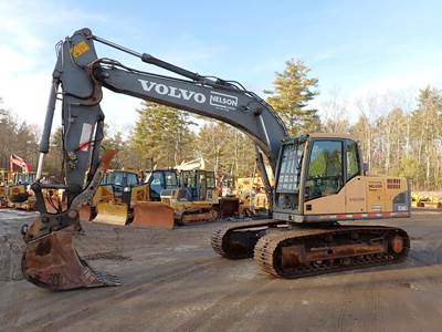 Volvo EC160CL Excavator