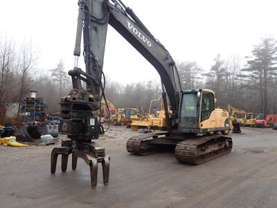 Volvo EC240CL Excavator