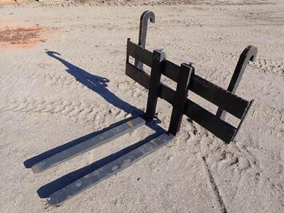 4 ft Forks For Backhoe w/ Coupler, 39 1/4" Spread, 24 1/2" Pin To Hook, 1 1/2"