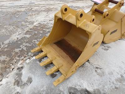 DIESEL EQUIPMENT Bucket