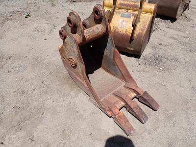 Geith 12" DIGGING BUCKET Bucket